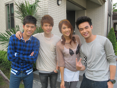 อัย บอม แบงค์ MV เพลง ขอแค่นี้