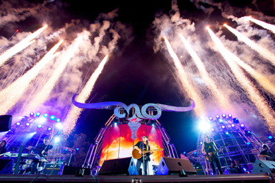 คอนเสิร์ต เวโลโดรม รีเทิร์นส์