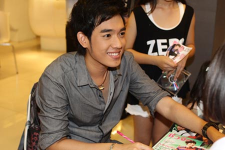 พูโซ กิจกรรม คิดถึงแฟนคลับ