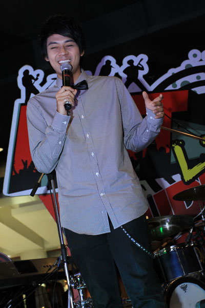 แดน วรเวช Hot Live Studio