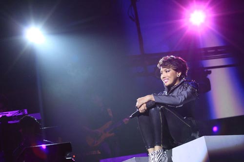 Green concert # 14 DA & The Idols unbreak my heart