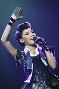 Green concert # 14 DA & The Idols unbreak my heart