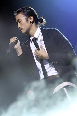 Green concert # 14 DA & The Idols unbreak my heart