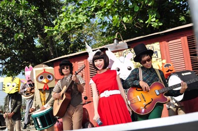 ละอองฟอง MV เพลง แอบชอบ