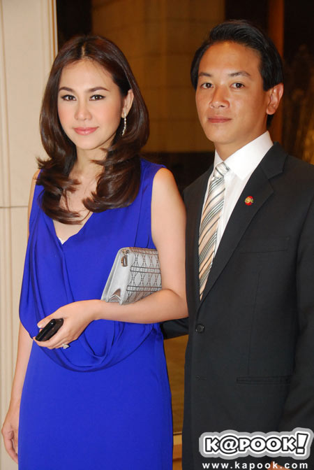 งานแต่งงาน วุ้นเส้น ชาคริต