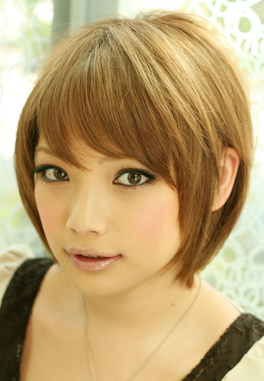 ทรงบ็อบเท