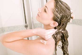 ผมสวยเงางามด้วย 10 วิธีบำรุงผมง่าย ๆ