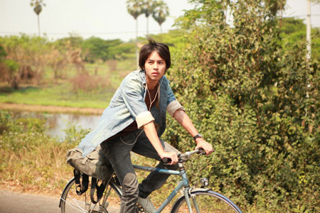 เพื่อนไม่เก่า