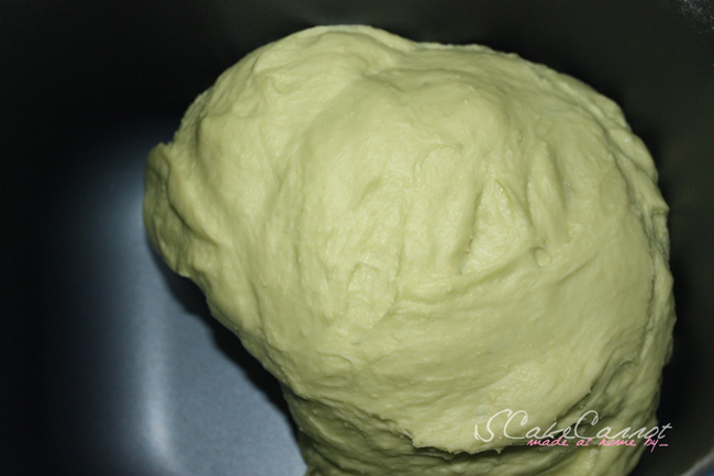 ซาลาเปาใบเตยเนื้อนุ่ม... ไส้ครีม-สังขยา 