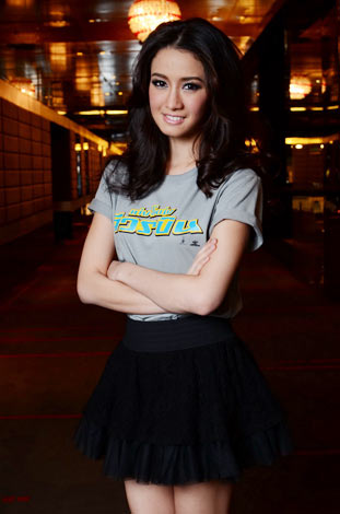 โม อมีนา พินิจ