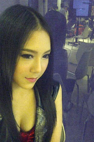 ยูมิน ทวิกานต์ กุลชล 