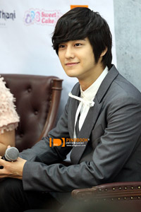 คิมบอม