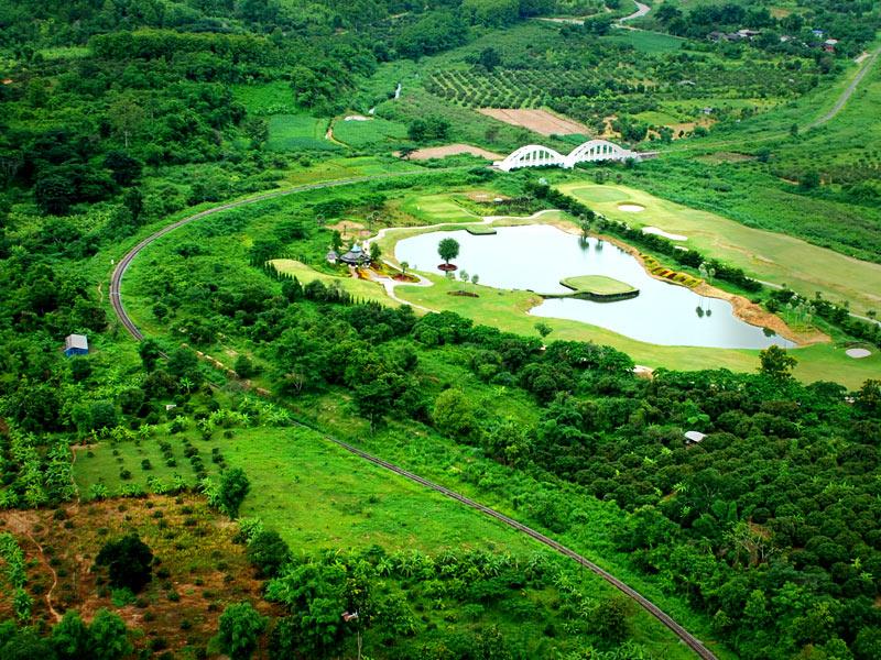 สะพานทาชมพู