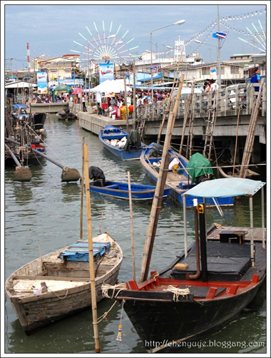ตลาดประมงท่าเรือพลี
