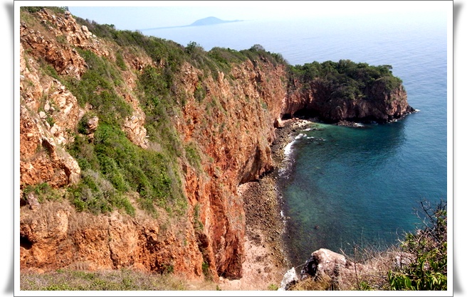 เกาะทะลุ 