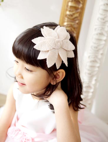 ที่คาดผมดอกไม้