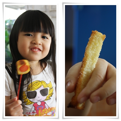 แซนวิชไส้กรอกทอด