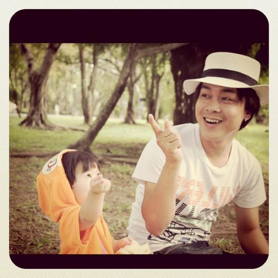 โจ๊ก โซคูล กับมาดคุณพ่อสุดเลิฟของน้องยี่หวา