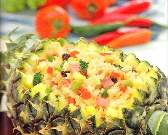 ข้าวผัดสับปะรด