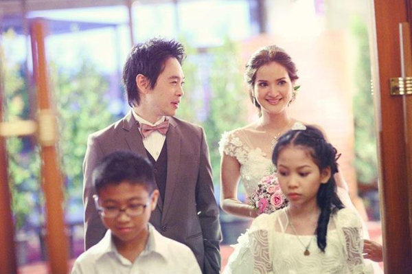 งานแต่งปอย ปวีณา งานแต่งปอย ปวีณา