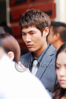 หัวใจพลอยโจร