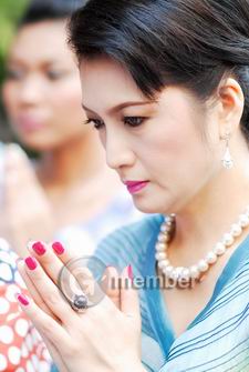หัวใจพลอยโจร