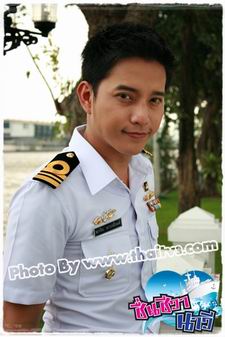 ชื่นชีวานาวี