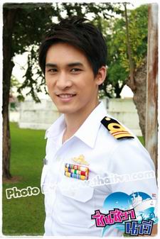 ชื่นชีวานาวี