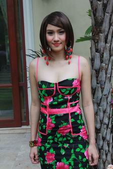 นางสาวรักดี