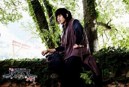 บัณฑิตหน้าใส หัวใจว้าวุ่น