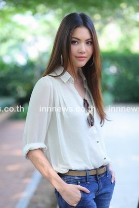 ใหม่ ดาวิกา