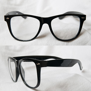 แว่นตาแฟชั่น