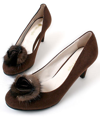 รองเท้าส้นสูง