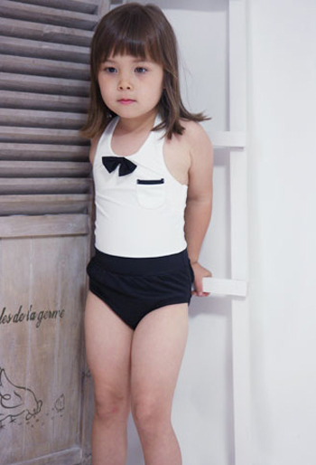 ชุดว่ายน้ำเด็ก