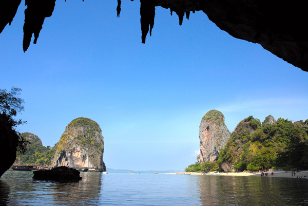 หาดพระนาง