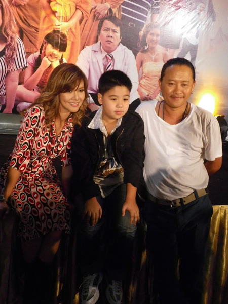 โยมผีพ่อ