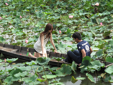 ปอย ตรีชฏา