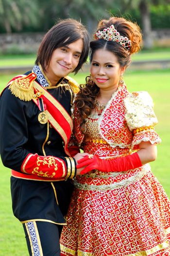 ตุ๊กกี้ - หลุยส์ สก็อต