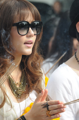 ชมพู่ อารยา