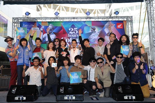 เปิดตัวอัลบั้มใหม่ 25 hours - Colour in White