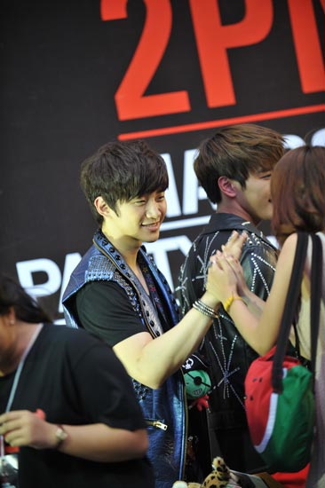 2PM HANDS UP PARTY IN BANGKOK
