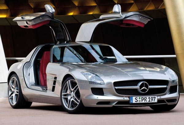 Mercedes Benz SLS AMG