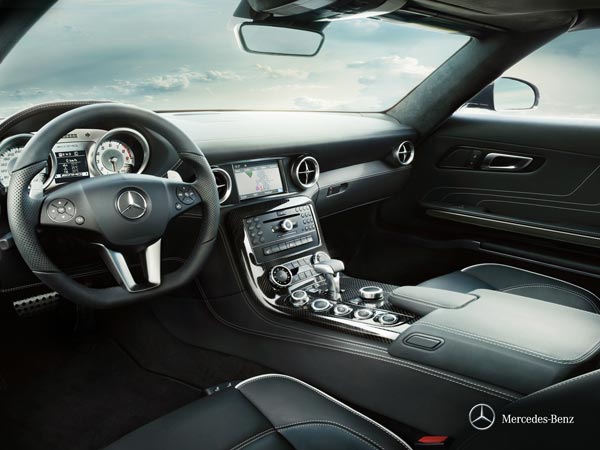 Mercedes Benz SLS AMG