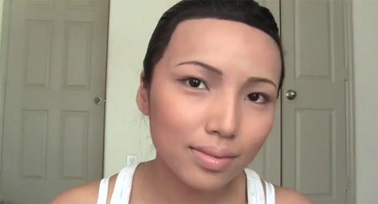 สุดยอดเมคอัพ! เปลี่ยนหญิงเป็นชาย แปลงหน้าเป็นคนดัง