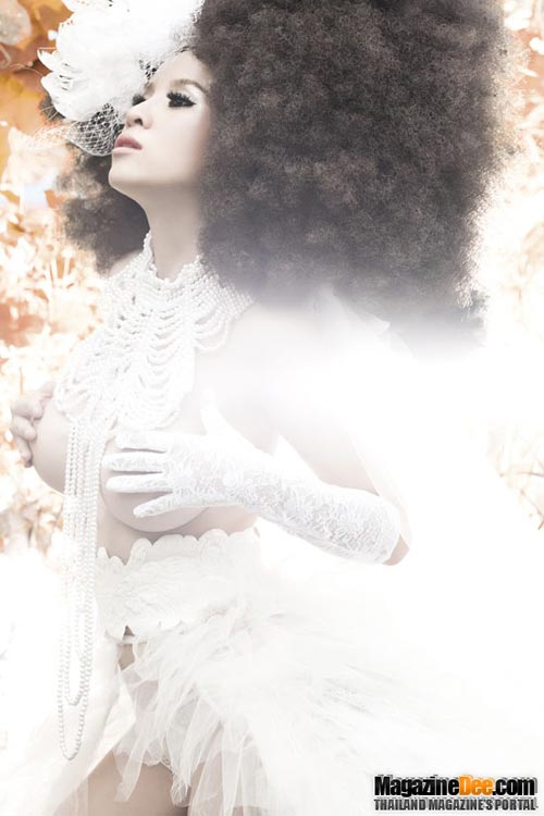 W MAGAZINE vol. 1 no. 2 March 2012