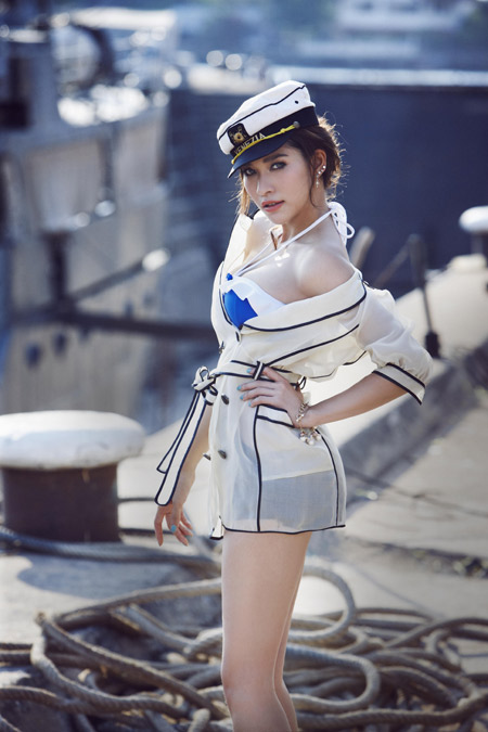 พลอย เฌอมาลย์ fast magazine เมษายน