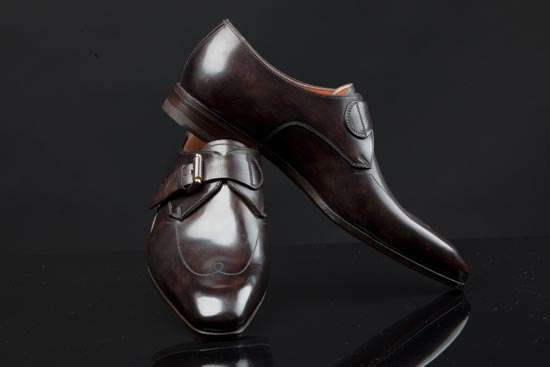 รองเท้าหนัง