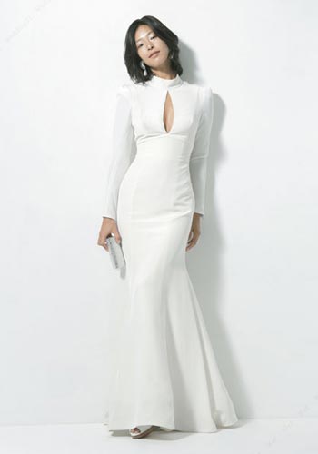 ชุดแต่งงานแบบมีแขน สวยสง่าไม่แพ้ใคร