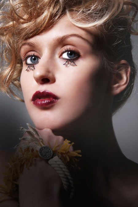 ขนตาปลอมลายฉลุ