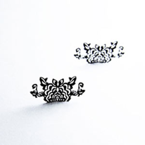 ขนตาปลอมลายฉลุ